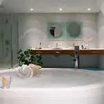 Exclusive Penthouse With Terrace Apartman