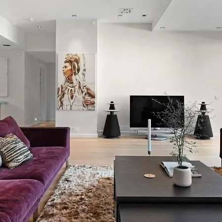 Exclusive Penthouse With Terrace Apartment *