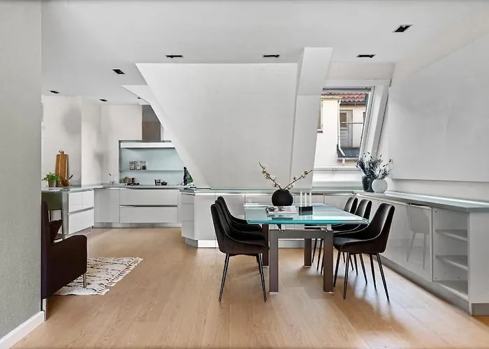 Exclusive Penthouse With Terrace * ברגן