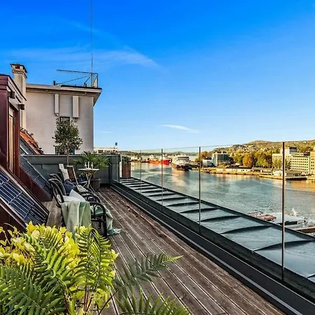 Exclusive Penthouse With Terrace * Μπέργκεν
